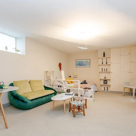 Spacieux, Chic Et Calme, Pres Du Bon Marche Apartment
