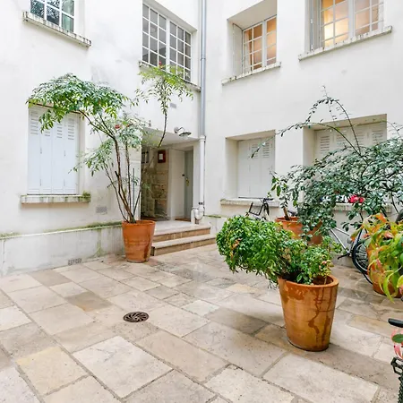Apartment Spacieux, Chic Et Calme, Pres Du Bon Marche *
