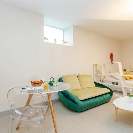 Spacieux, Chic Et Calme, Pres Du Bon Marche Apartment Paris
