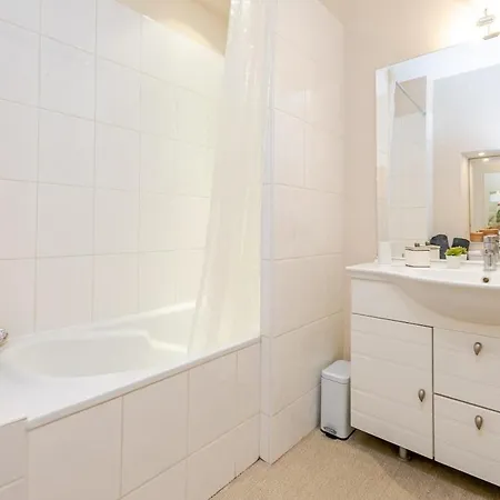 Apartment Spacieux, Chic Et Calme, Pres Du Bon Marche
